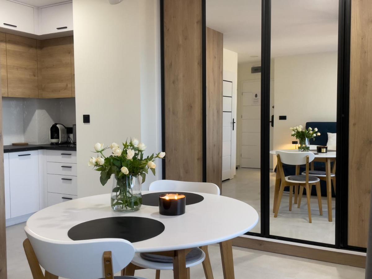 Urban Apartments Premium Baildona 18A, Free Garage, Self Check-In Katowice Bagian luar foto