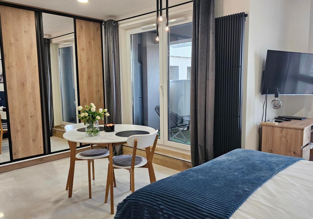 Urban Apartments Premium Baildona 18A, Free Garage, Self Check-In Katowice Bagian luar foto
